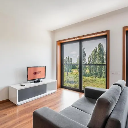 Guestready - A Cosy Refuge In *